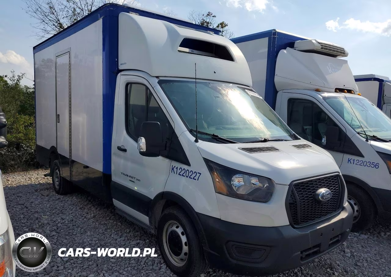 2023 Ford Transit Refrigerated Box Truck VIN:1FDBW5ZG4PKA11016 - 4