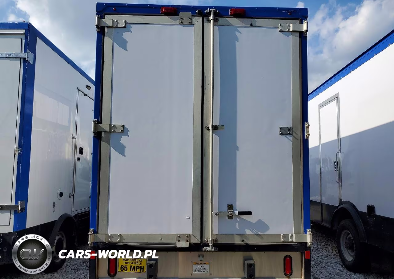 2023 Ford Transit Refrigerated Box Truck VIN:1FDBW5ZG4PKA11016 - 6