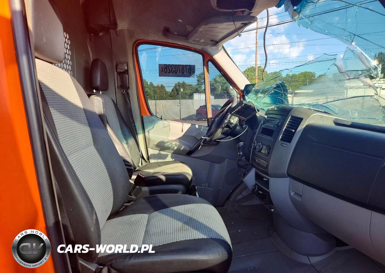 2008 Freightliner Sprinter 2500 VIN:WDYPE745485343783 - 11