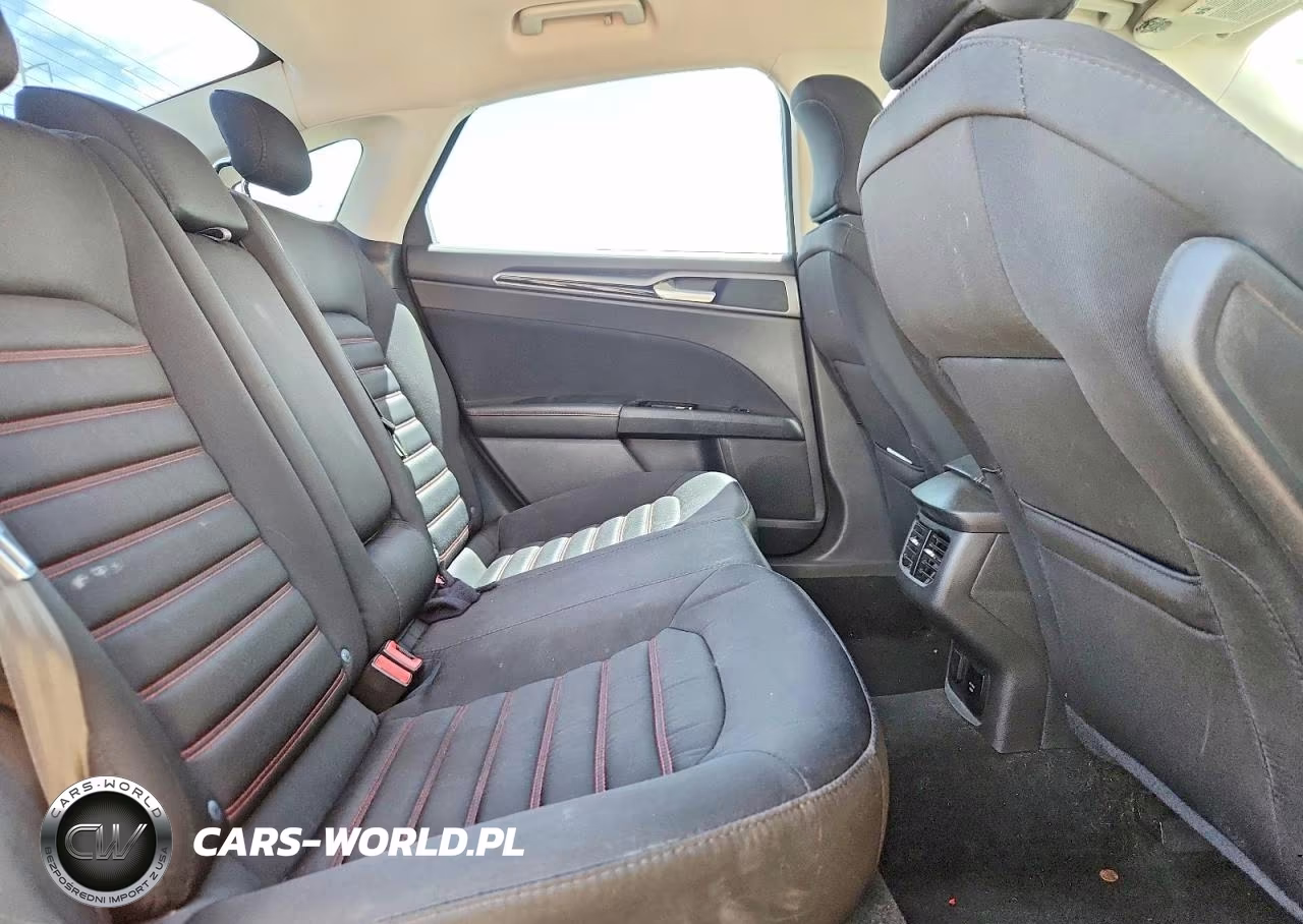 2016 Ford Fusion Se Hybrid VIN:3FA6P0LU4GR306266 - 10