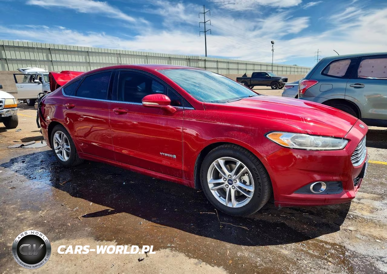 2016 Ford Fusion Se Hybrid VIN:3FA6P0LU4GR306266 - 4