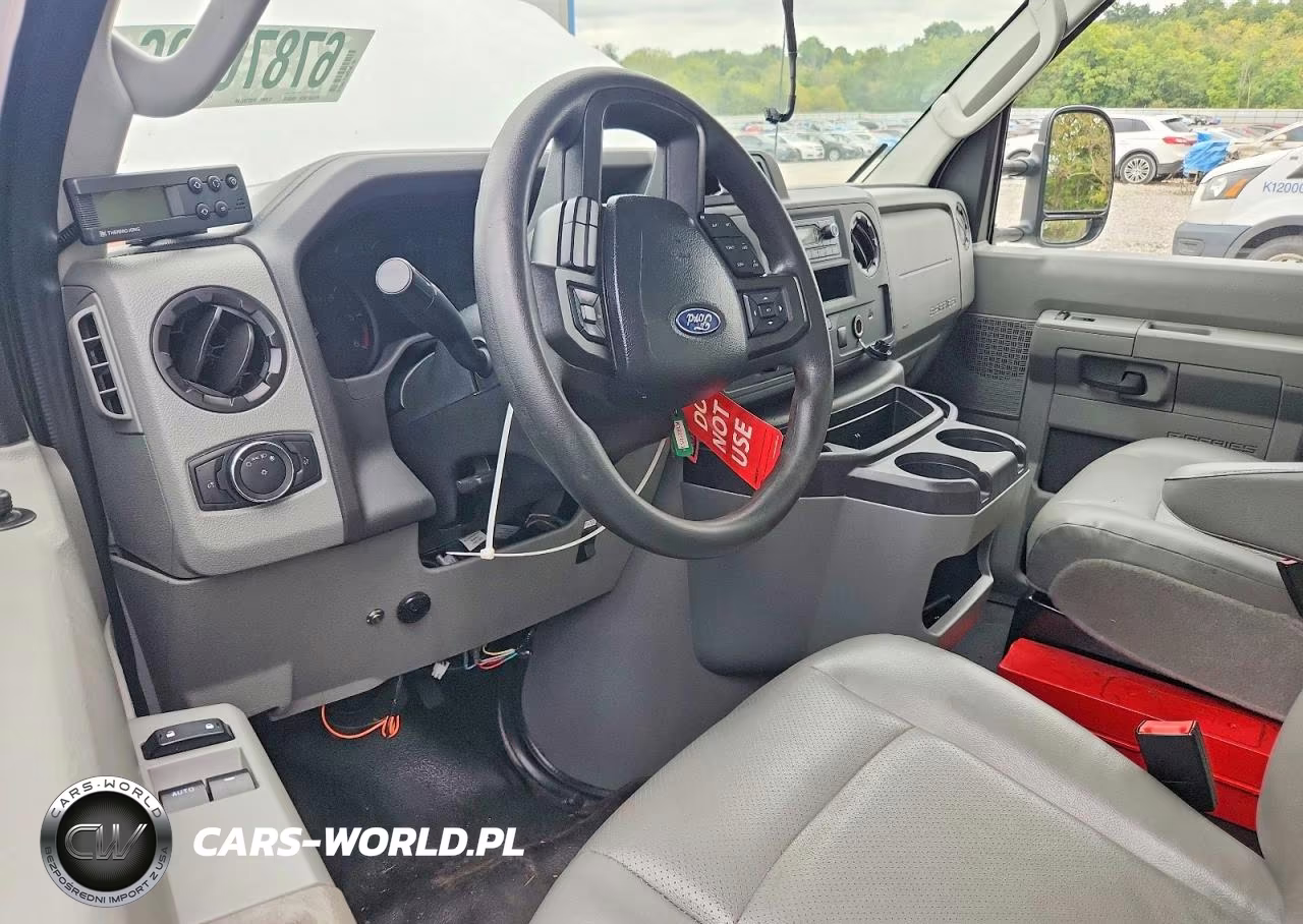 2023 Ford Econoline E350 Super Duty Cutaway Van VIN:1FDWE3FK0PDD18771 - 8