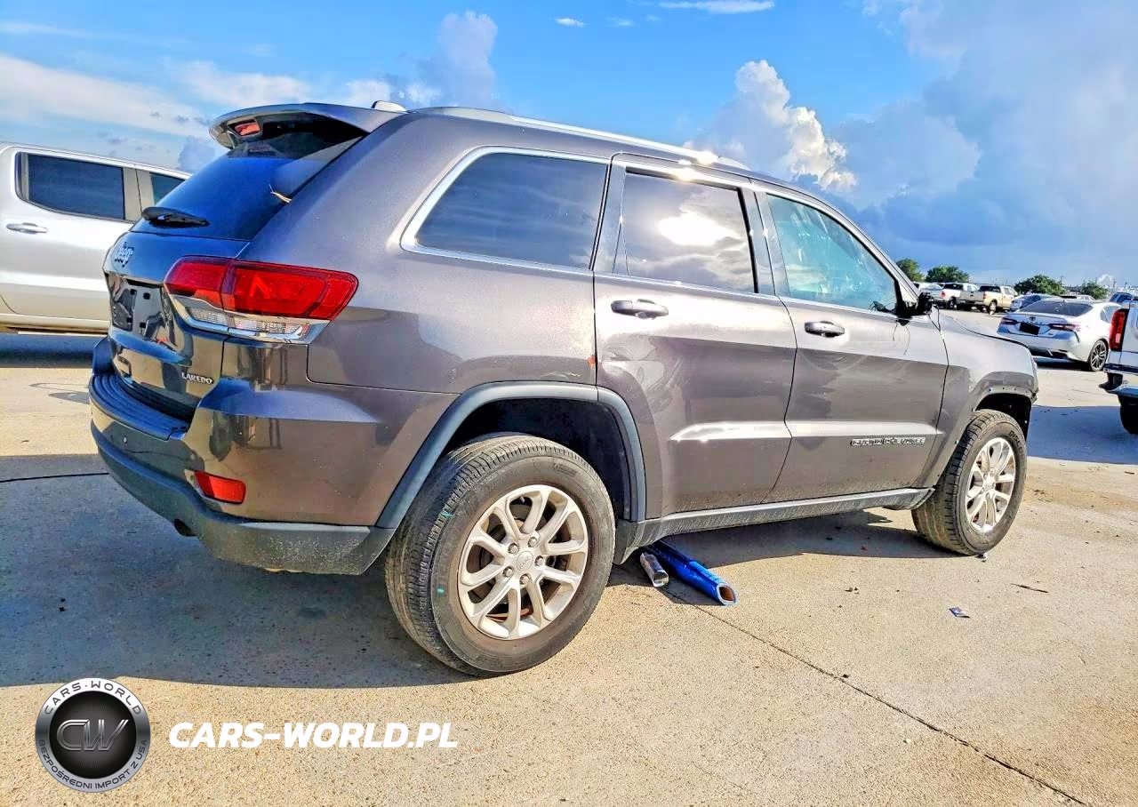 2021 Jeep Grand Cherokee Laredo VIN:1C4RJFAG3MC777649 - 3