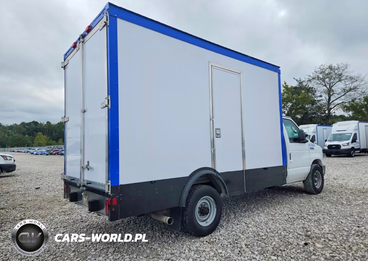 2023 Ford Econoline E350 Super Duty Cutaway Van VIN:1FDWE3FK1PDD32050 - 3