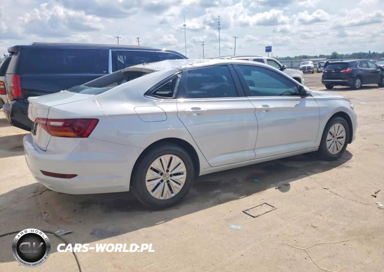 2019 Volkswagen Jetta S VIN:3VWC57BU4KM030025 - 3