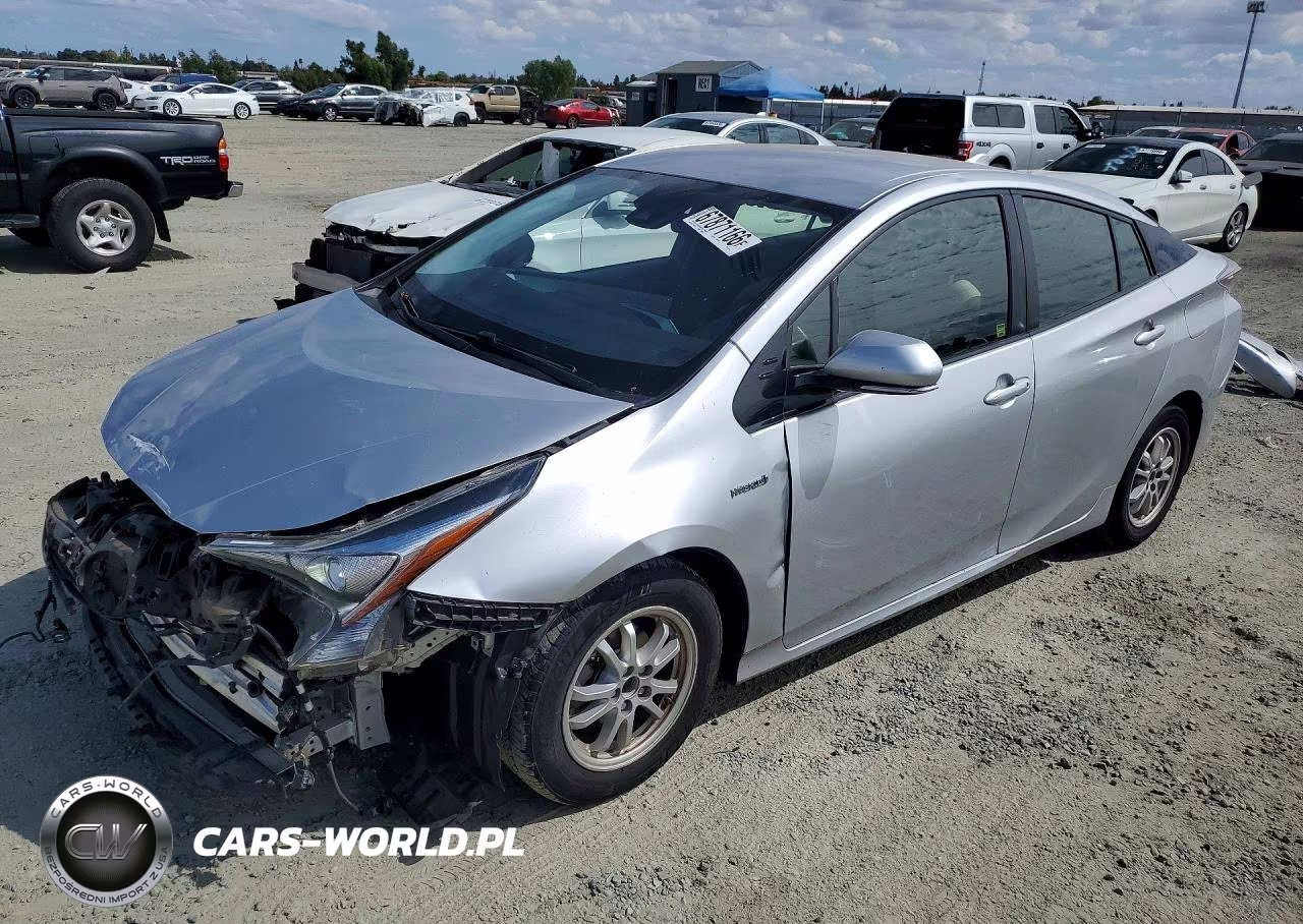 2017 Toyota Prius Three VIN:JTDKARFU5H3543715 - 1