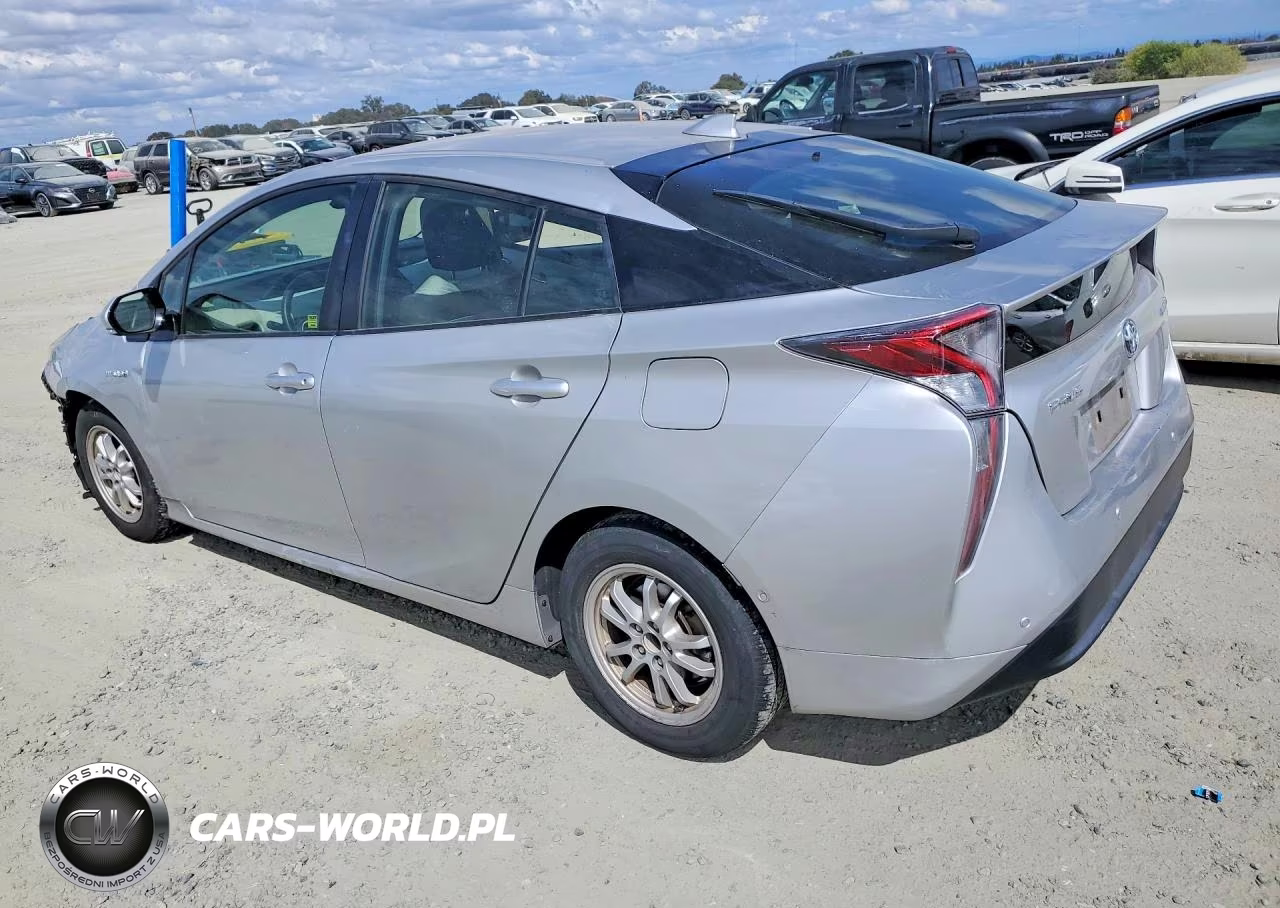 2017 Toyota Prius Three VIN:JTDKARFU5H3543715 - 2