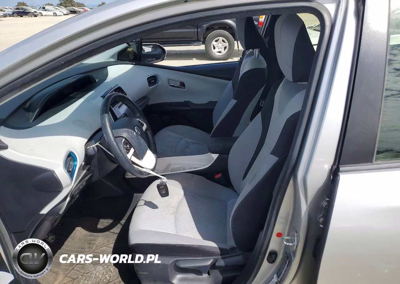 2017 Toyota Prius Three VIN:JTDKARFU5H3543715 - 7