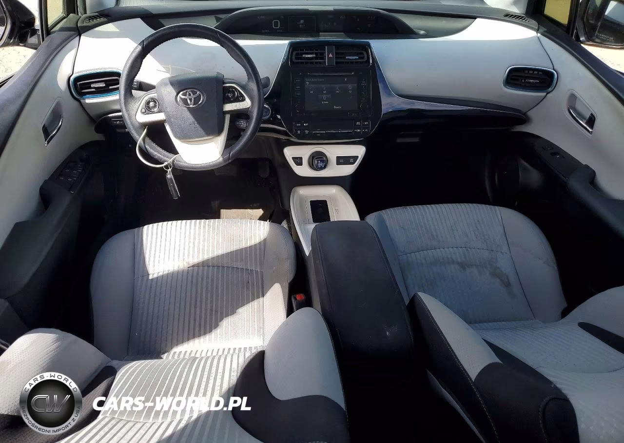 2017 Toyota Prius Three VIN:JTDKARFU5H3543715 - 8