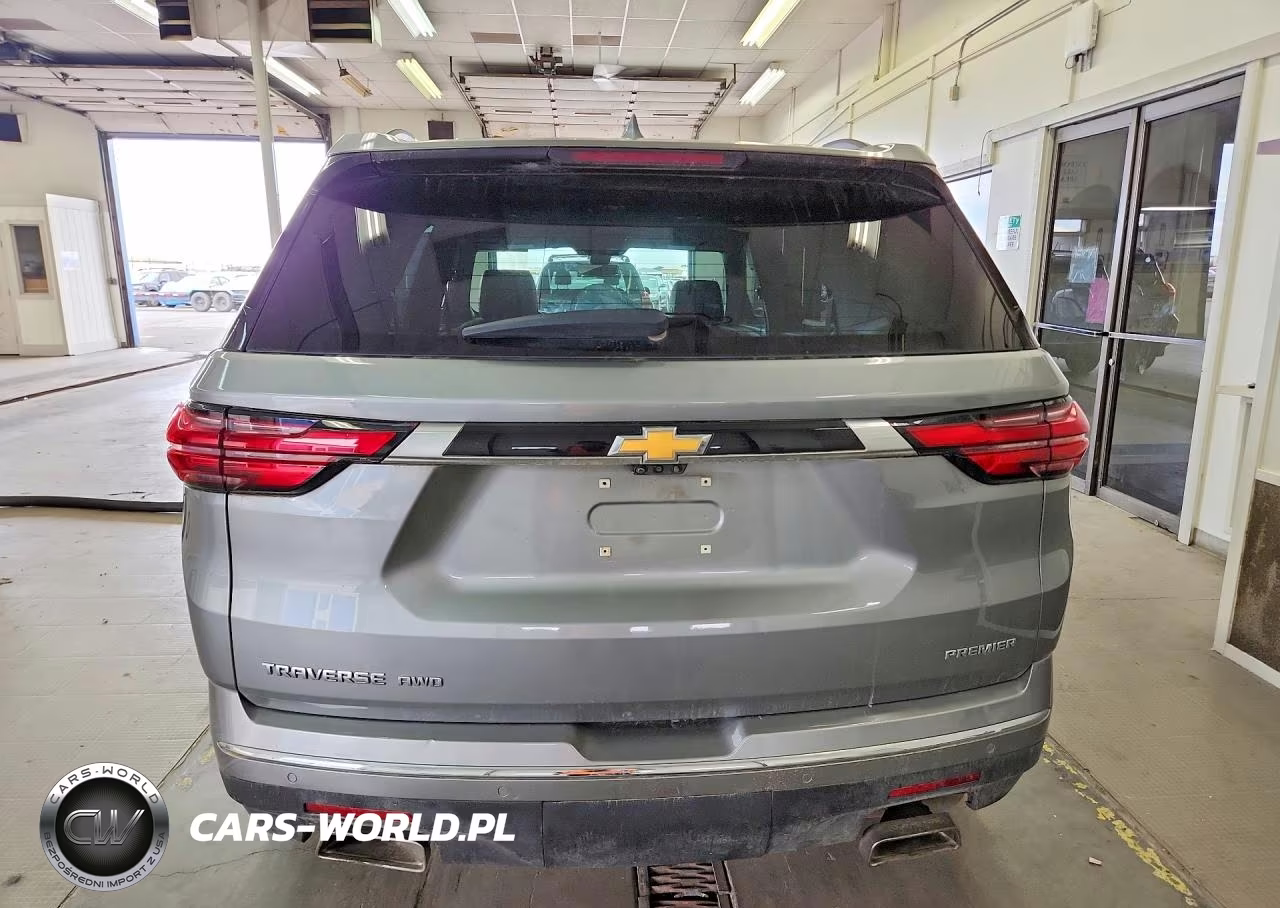 2023 Chevrolet Traverse Premier VIN:1GNEVKKW8PJ140314 - 6