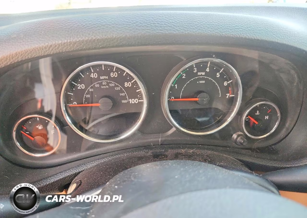 2013 Jeep Wrangler Unlimited Sahara VIN:1C4HJWEG9DL525121 - 9
