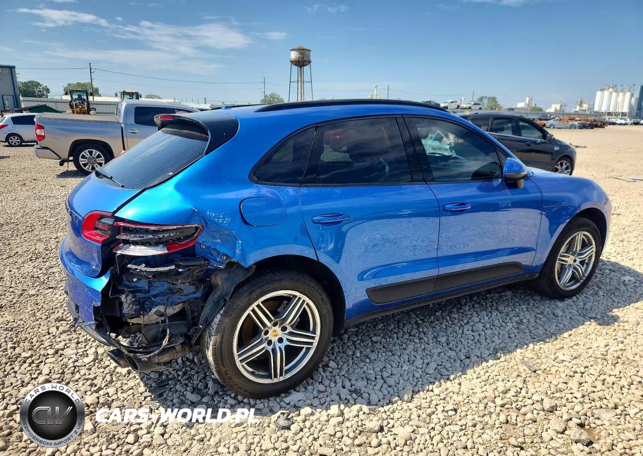2017 Porsche Macan S VIN:WP1AB2A55HLB10488 - 3