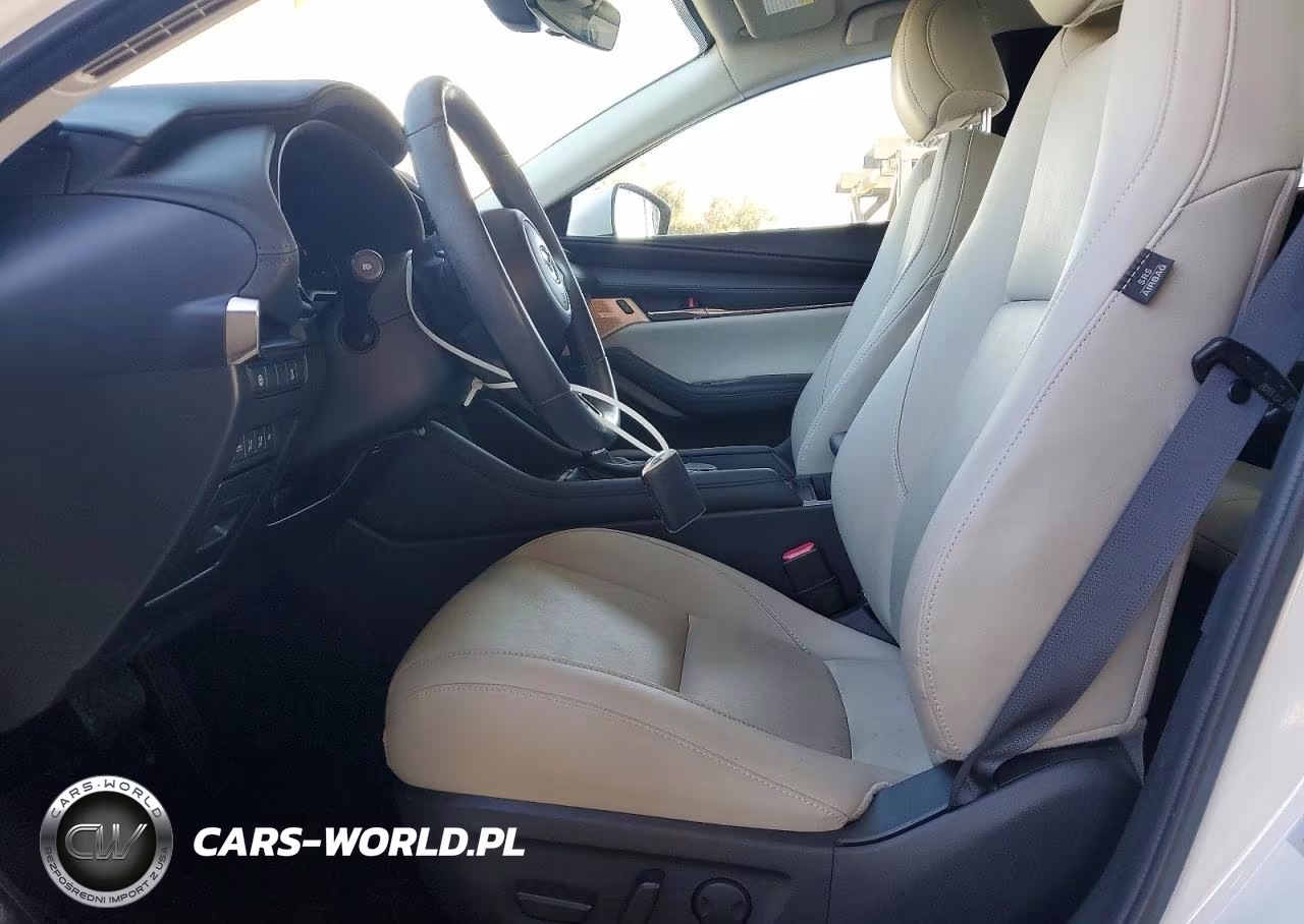 2019 Mazda 3 Preferred VIN:3MZBPADL9KM105518 - 7