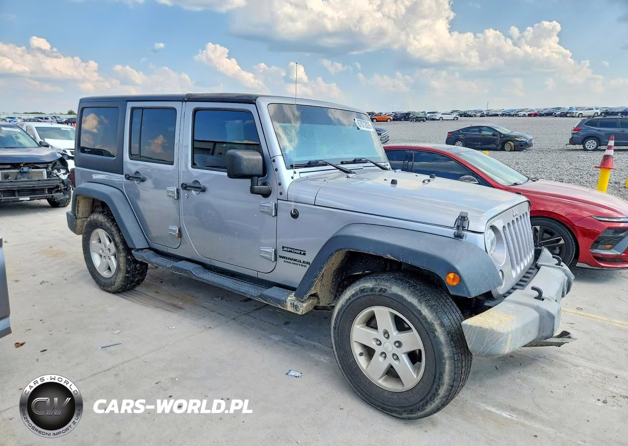 2017 Jeep Wrangler Unlimited Sport VIN:1C4HJWDG2HL674137 - 4