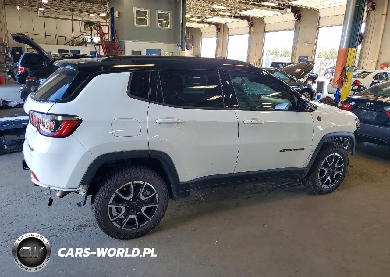 JEEP COMPASS TR VIN:3C4NJDDN8ST521280 - 3