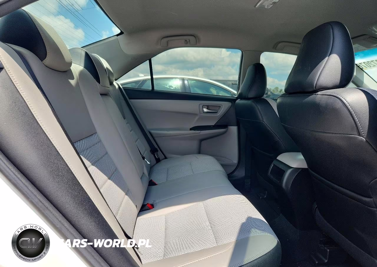 2016 Toyota Camry Se VIN:4T1BF1FK0GU561352 - 10