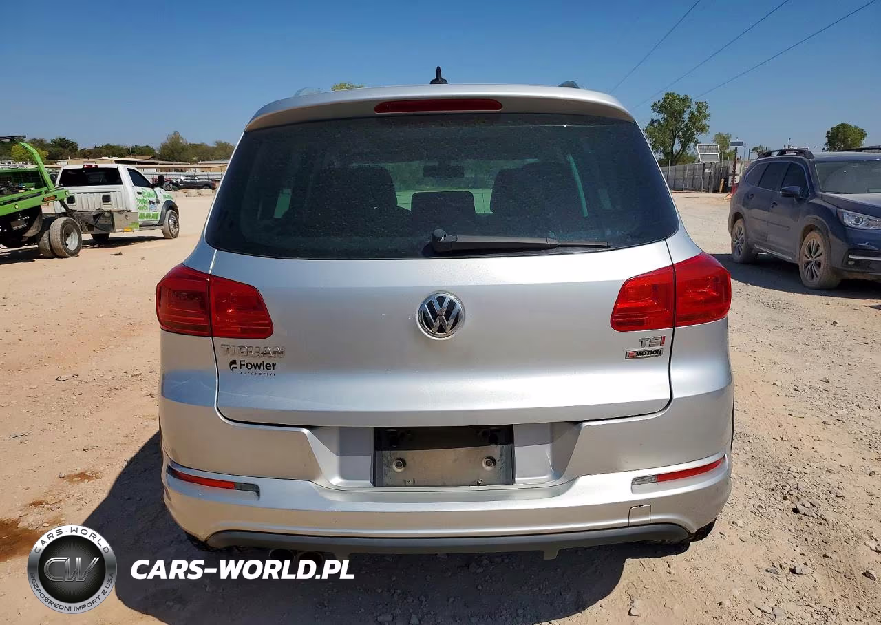 2017 Volkswagen Tiguan Sport VIN:WVGUV7AX4HK018357 - 6