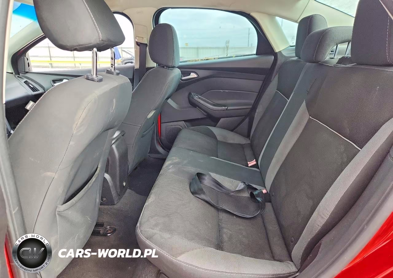 2014 Ford Focus Se VIN:1FADP3F24EL451905 - 10