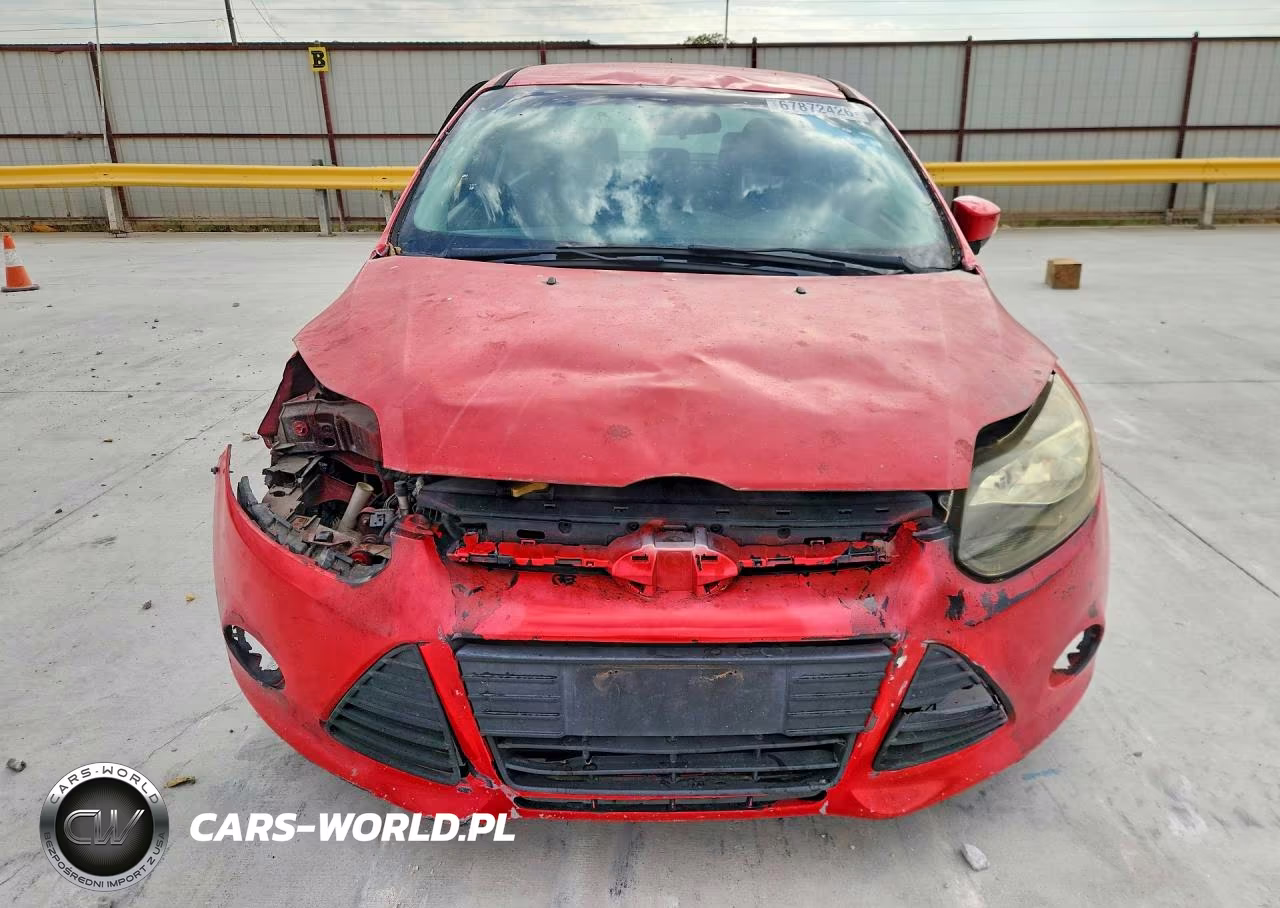 2014 Ford Focus Se VIN:1FADP3F24EL451905 - 5