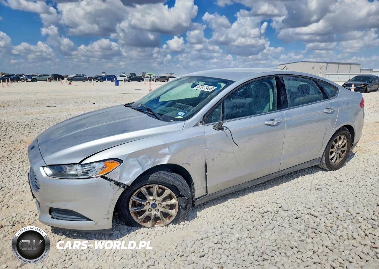 2016 Ford Fusion S – zdjęcie 1 z 12