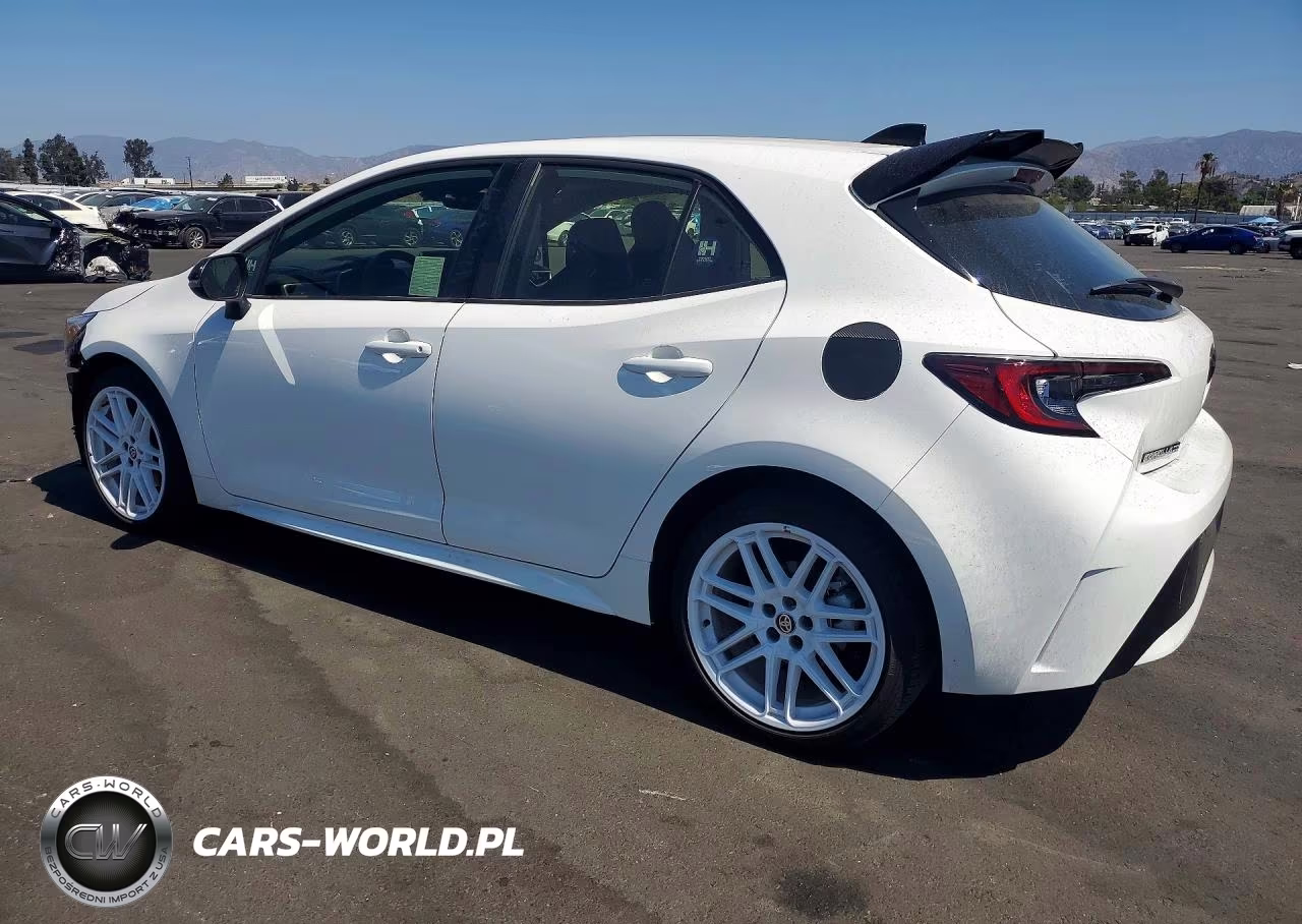 2026 Toyota Corolla Hatchback Fx VIN:JTND4MBE2T3267676 - 2