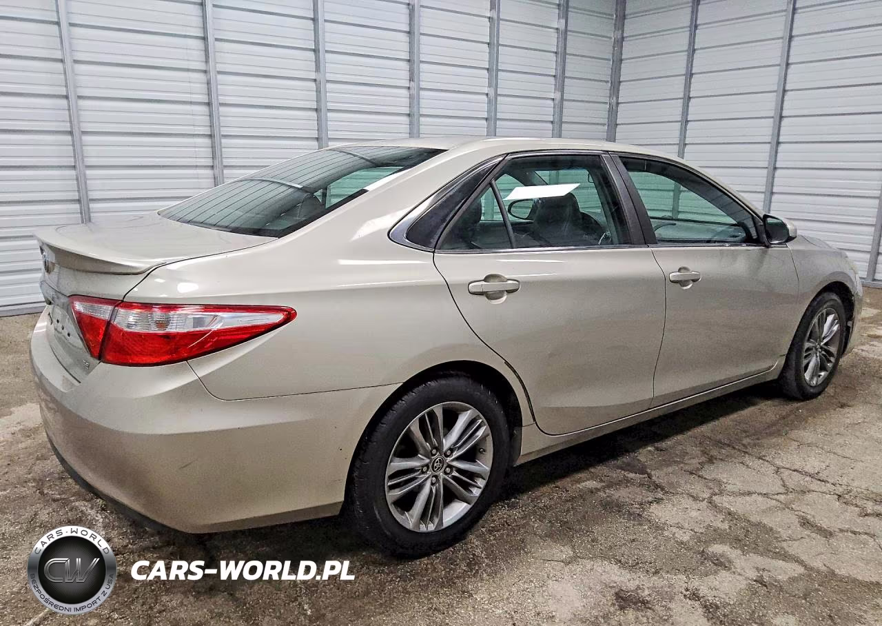 2015 Toyota Camry Se VIN:4T1BF1FK6FU882990 - 3