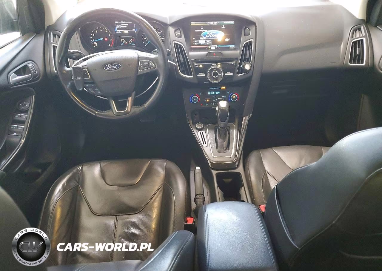 2015 Ford Focus Titanium VIN:1FADP3N2XFL238864 - 8