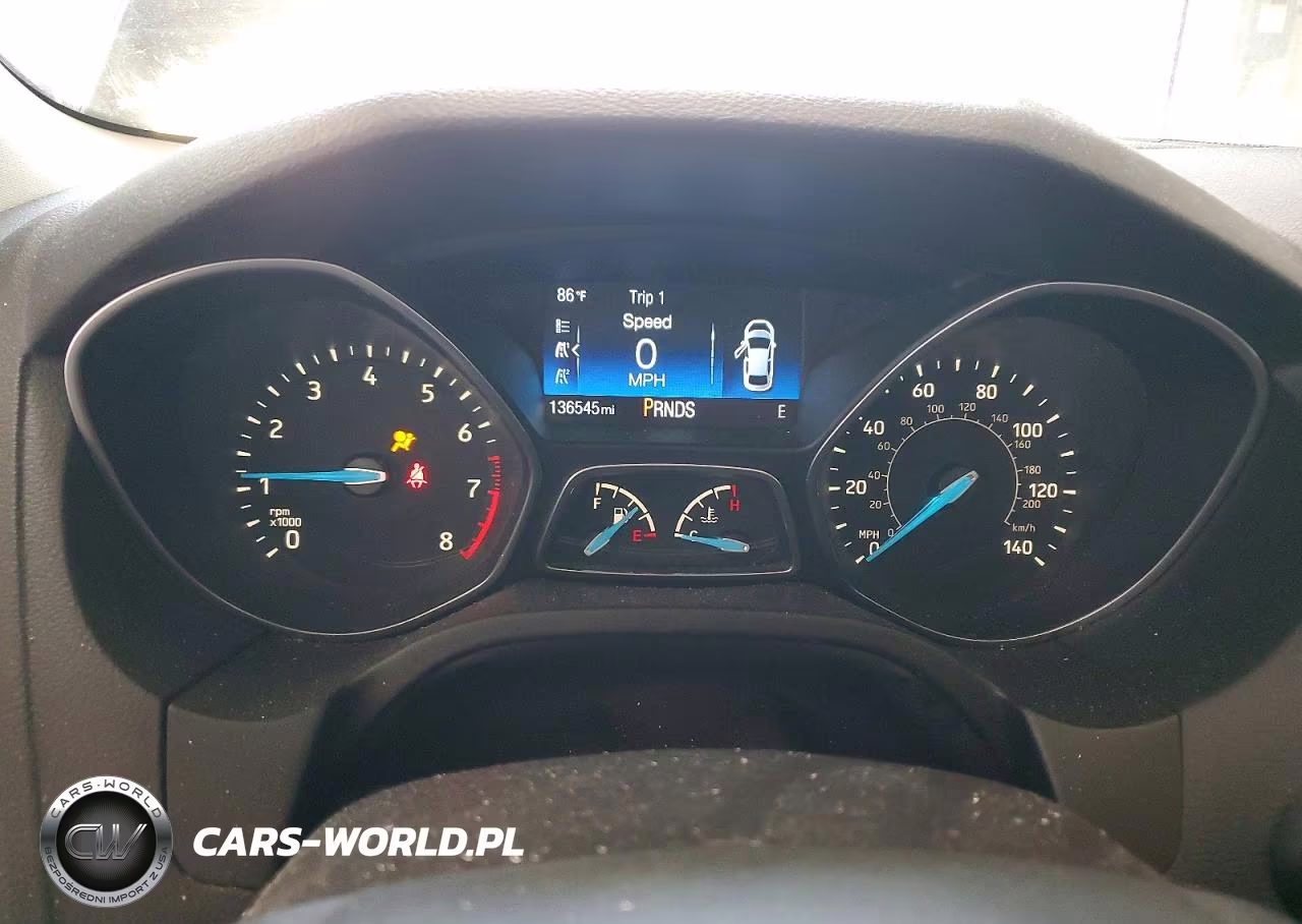 2015 Ford Focus Titanium VIN:1FADP3N2XFL238864 - 9