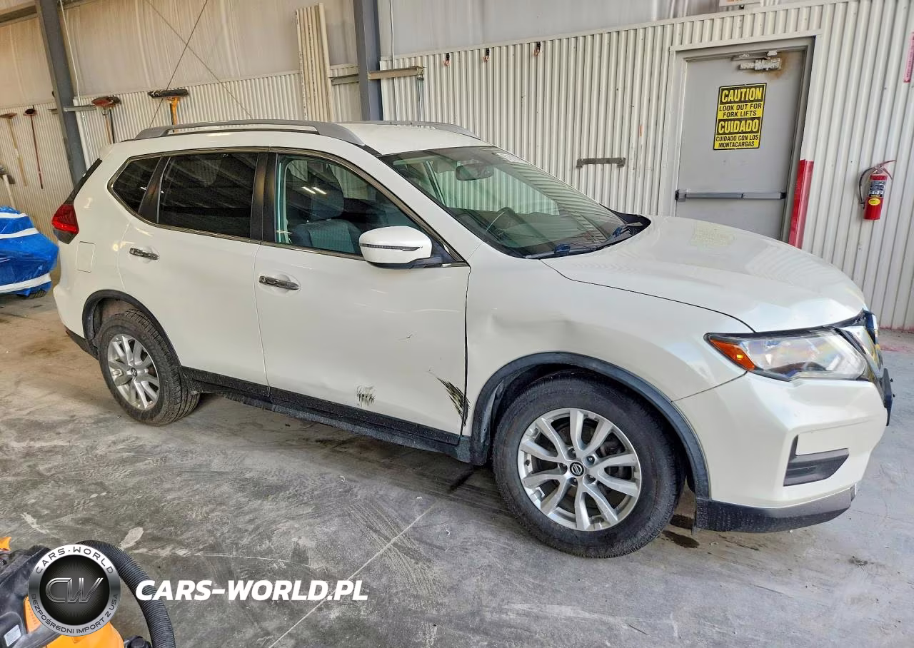 2017 Nissan Rogue Sv VIN:JN8AT2MV8HW261502 - 4