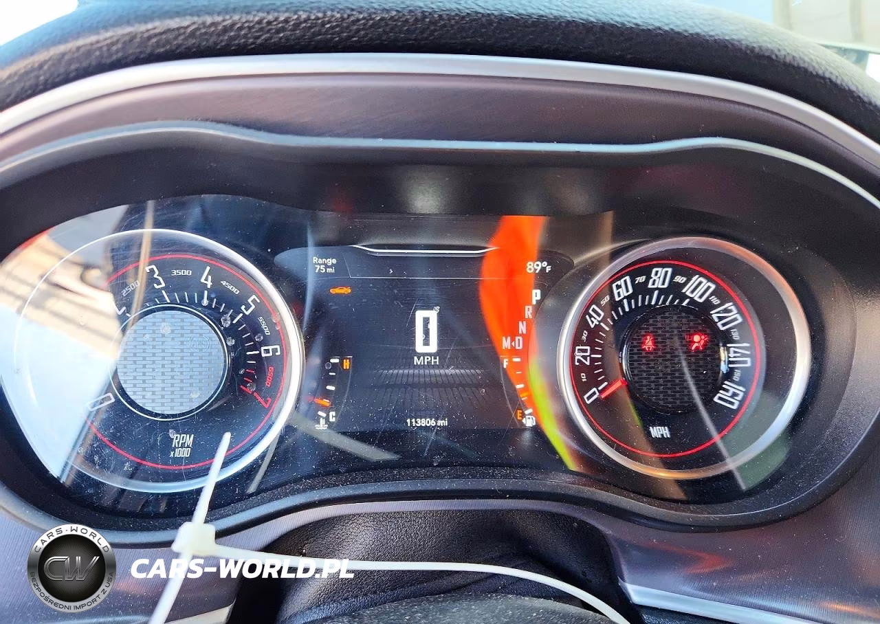 2019 Dodge Challenger Sxt VIN:2C3CDZGG8KH642915 - 9