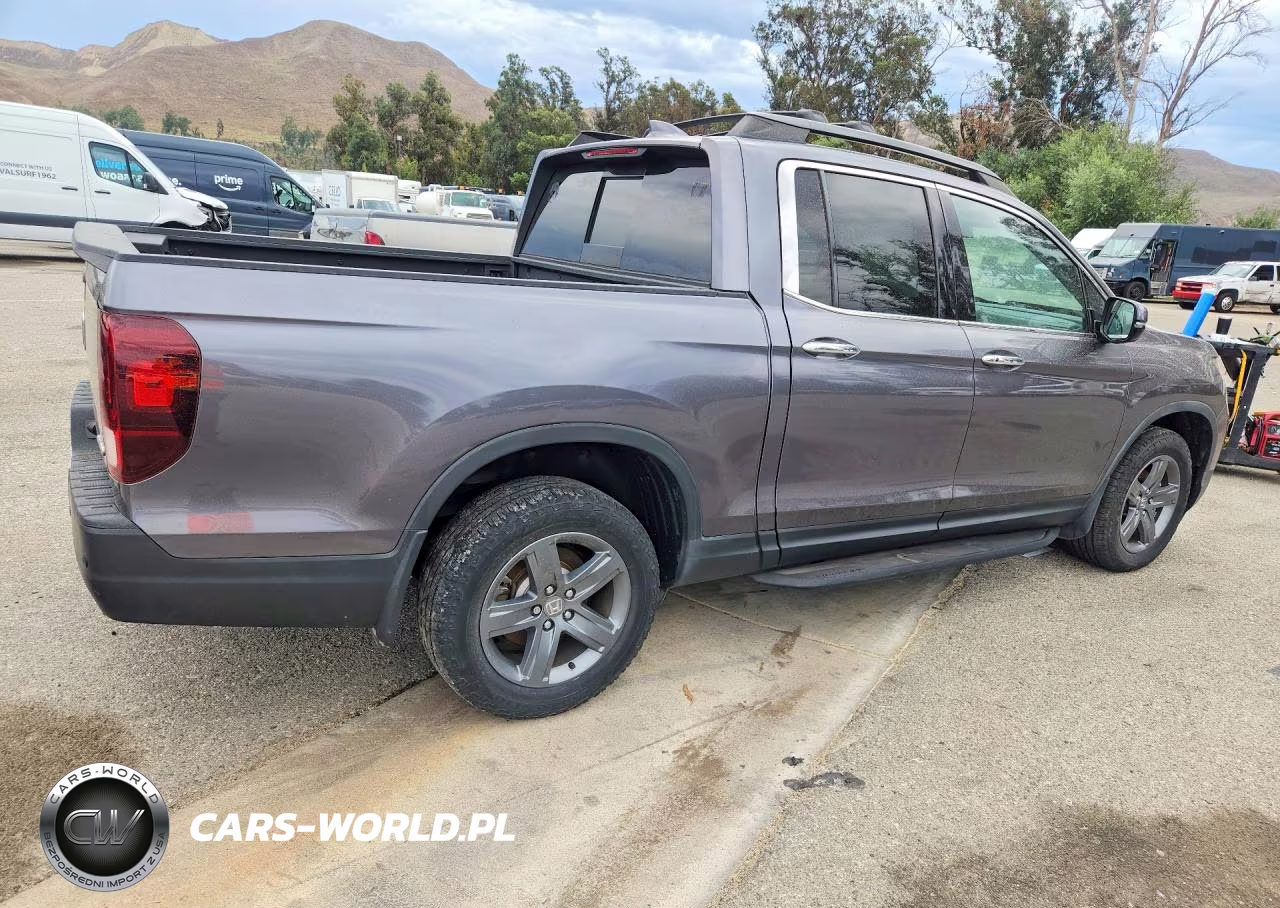 2022 Honda Ridgeline VIN:5FPYK3F79NB005443 - 3