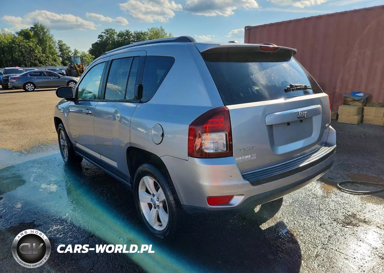 2016 Jeep Compass Latitude VIN:1C4NJDEBXGD759195 - 2