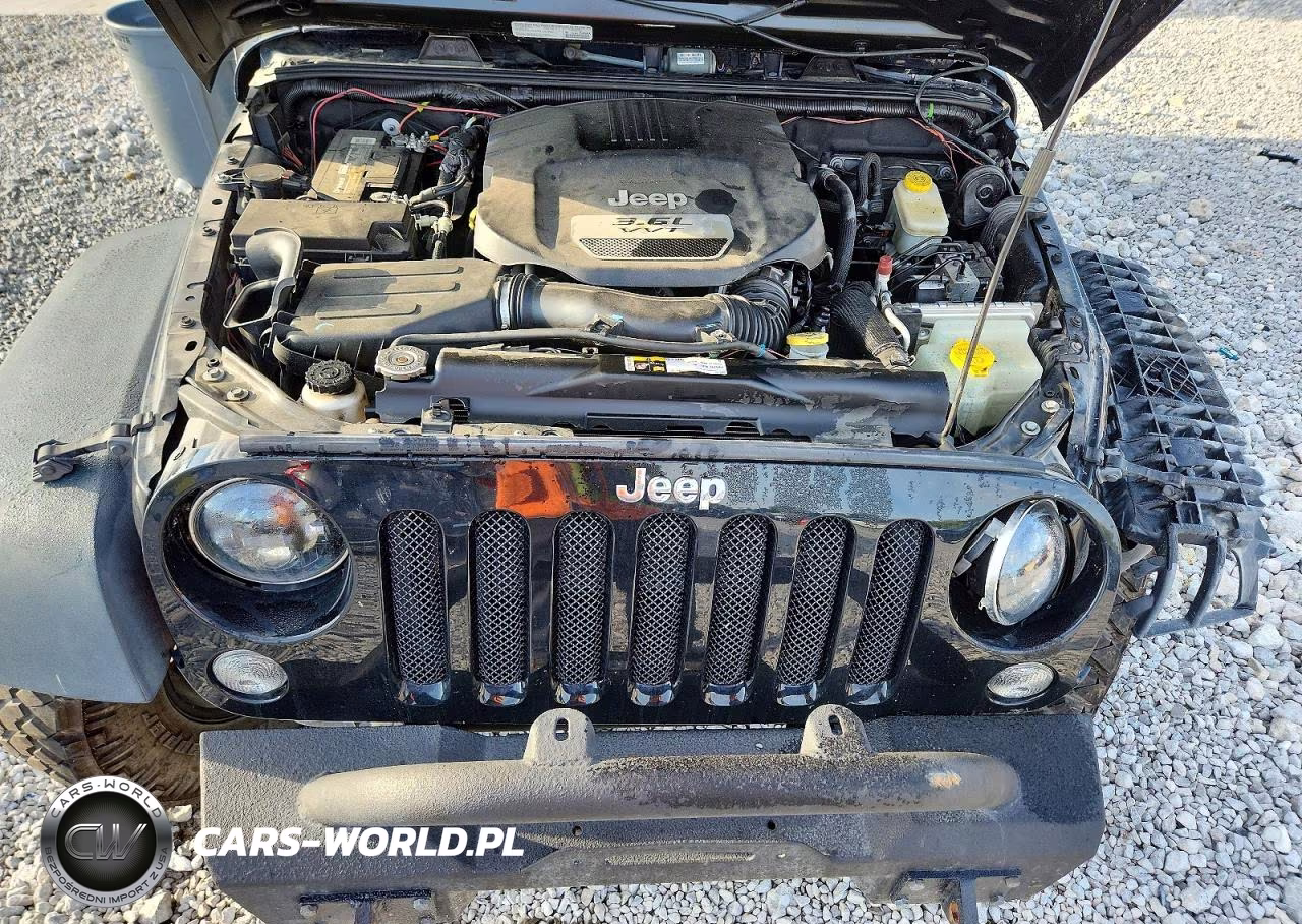 2014 Jeep Wrangler Unlimited Sport VIN:1C4BJWDG7EL217681 - 12