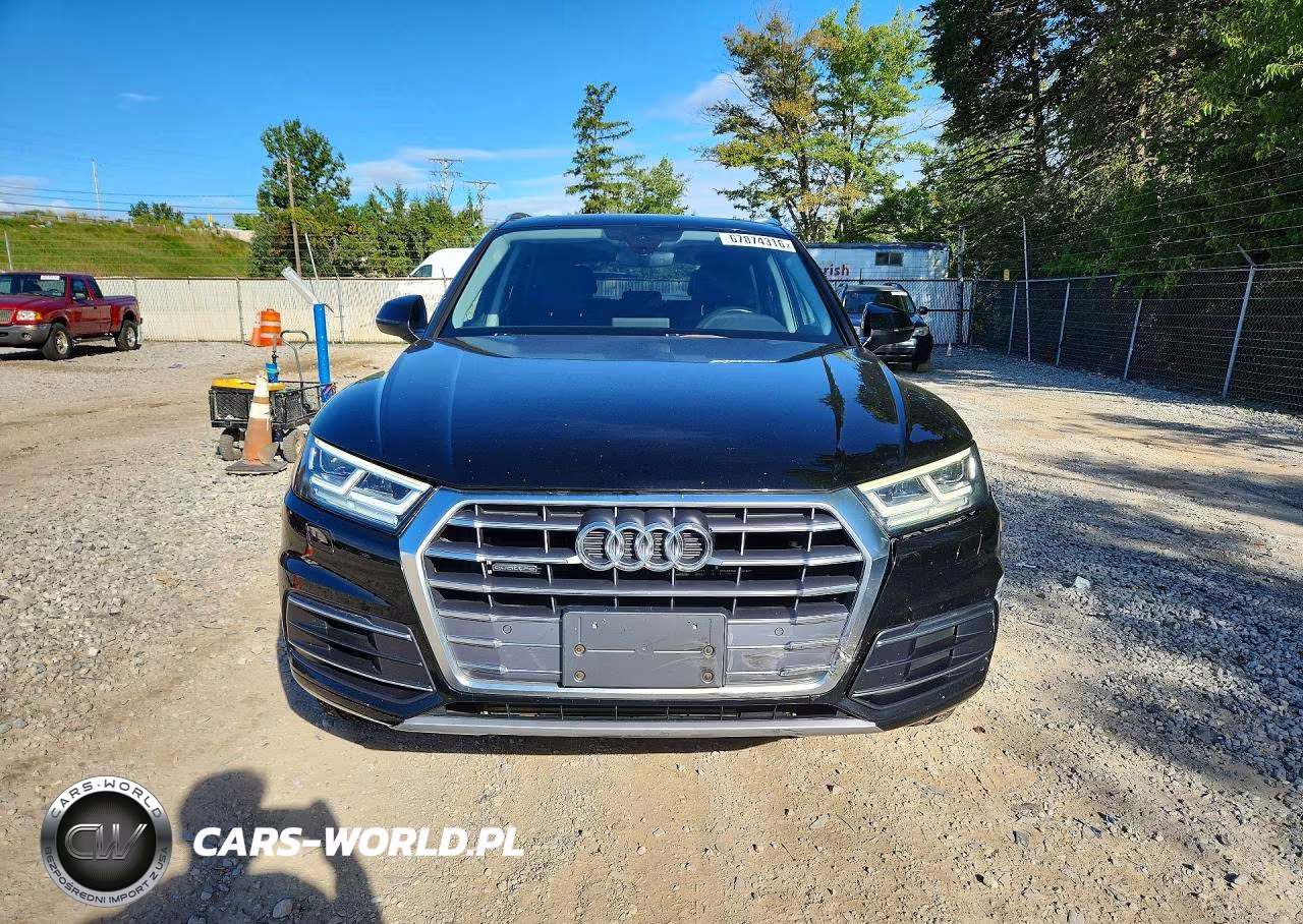 2018 Audi Q5 Premium Plus VIN:WA1BNAFY4J2080254 - 5