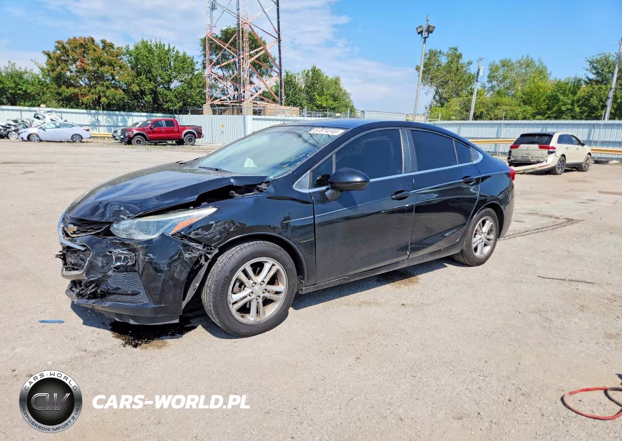 2018 Chevrolet Cruze Lt – zdjęcie 1 z 12