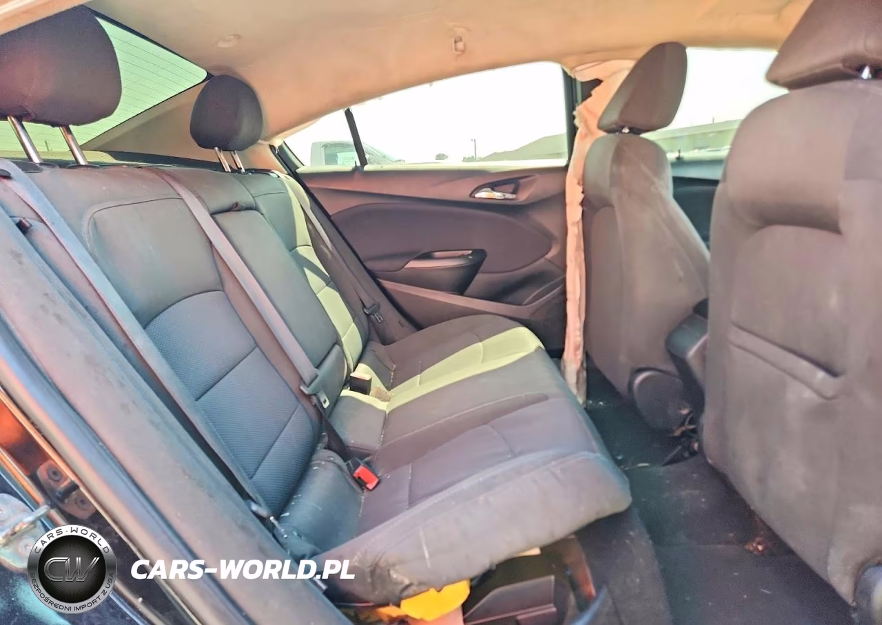 2018 Chevrolet Cruze Lt VIN:1G1BE5SM4J7157541 - 10