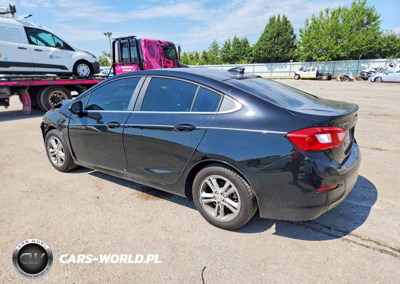 2018 Chevrolet Cruze Lt VIN:1G1BE5SM4J7157541 - 2
