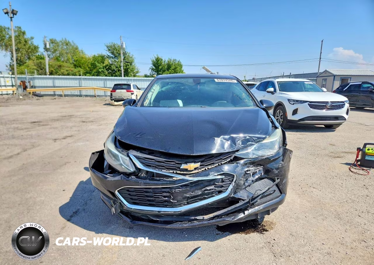 2018 Chevrolet Cruze Lt VIN:1G1BE5SM4J7157541 - 5
