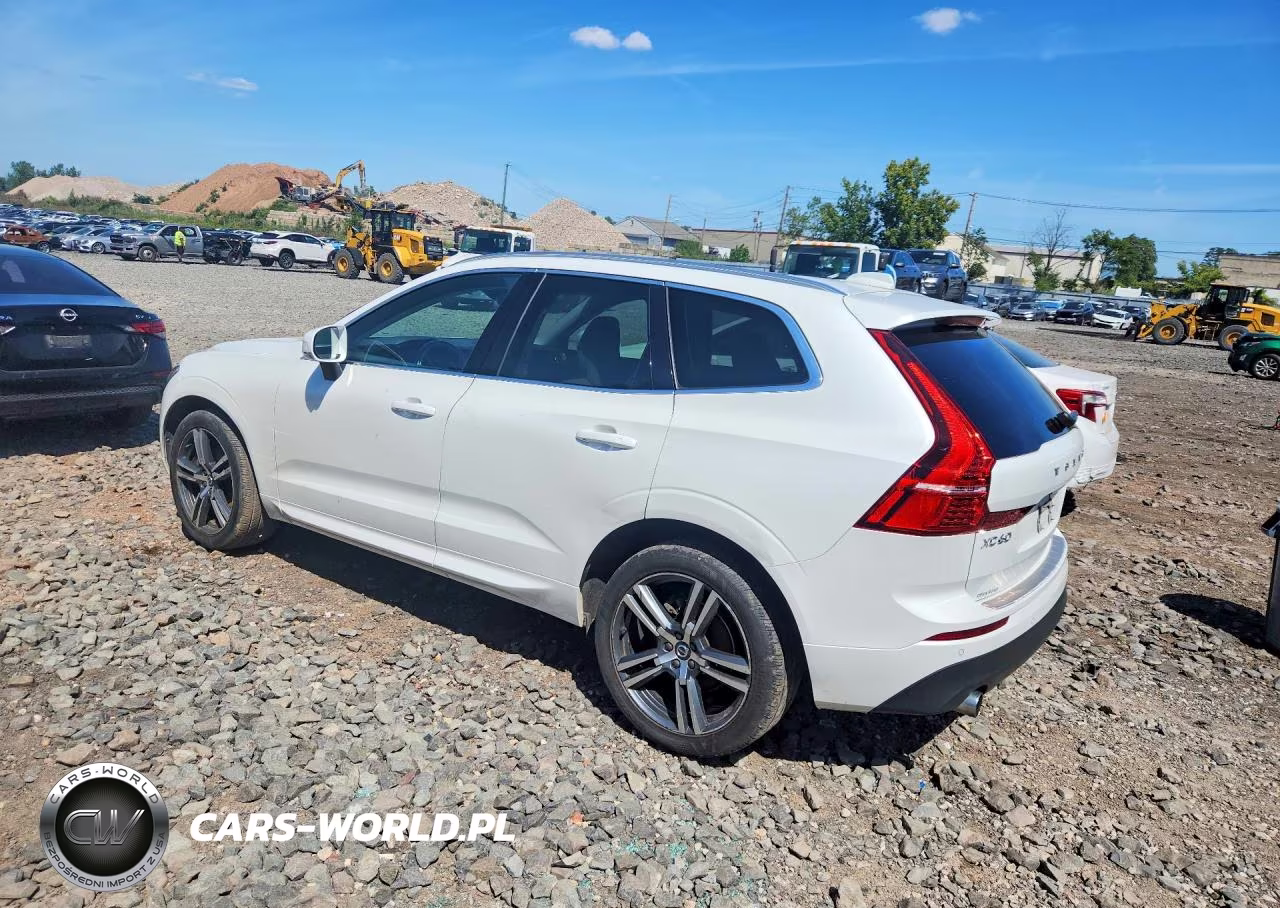 2021 Volvo Xc60 T5 Momentum VIN:YV4102RK7M1685275 - 2