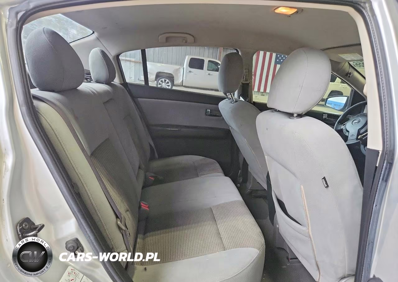 2011 Nissan Sentra 2.0 VIN:3N1AB6AP7BL642172 - 10
