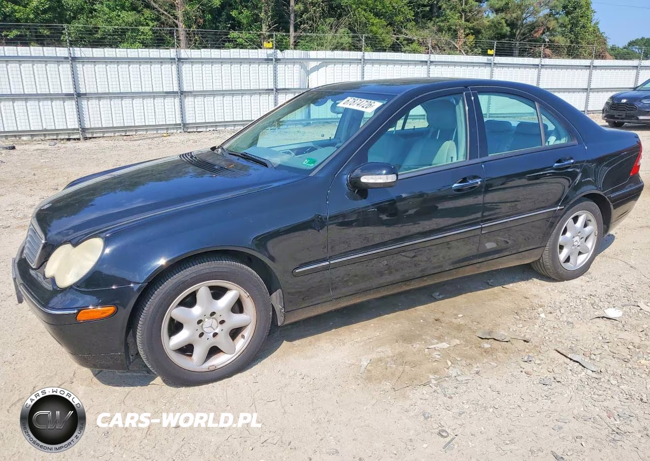 2004 Mercedes-Benz C 240