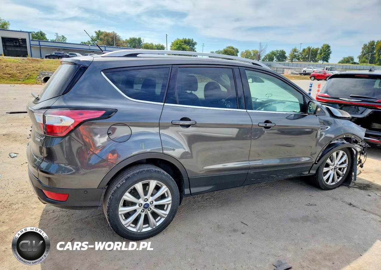 2017 Ford Escape Titanium VIN:1FMCU0JD9HUE06703 - 3