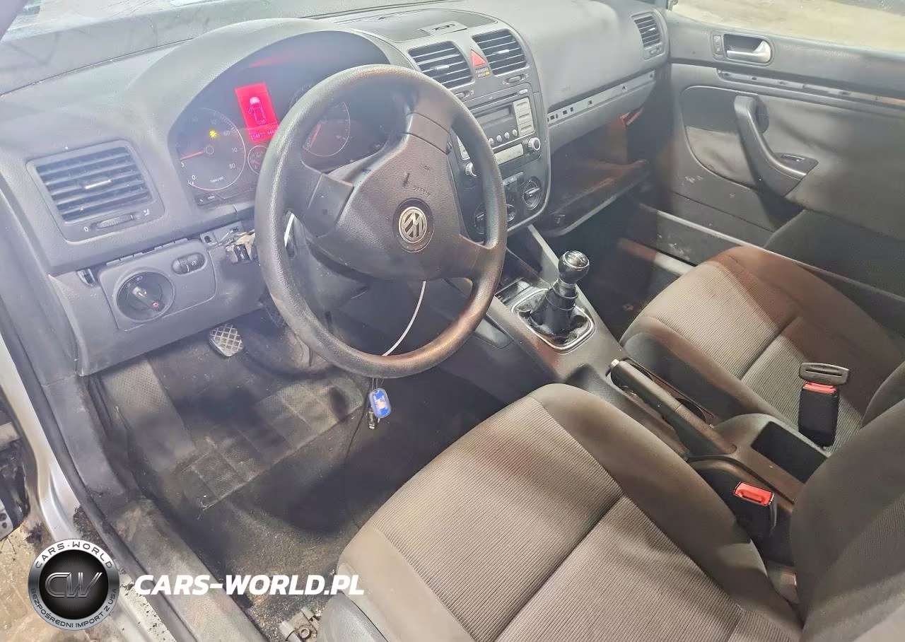 2008 Volkswagen Rabbit VIN:WVWAB71K28W162809 - 8