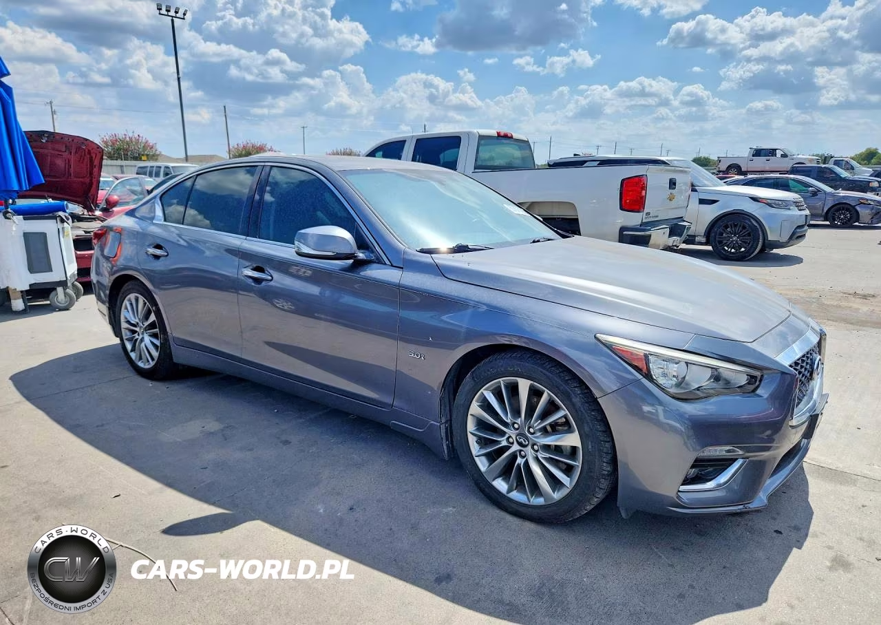 2018 Infiniti Q50 3.0T Luxe VIN:JN1EV7AP9JM354866 - 4