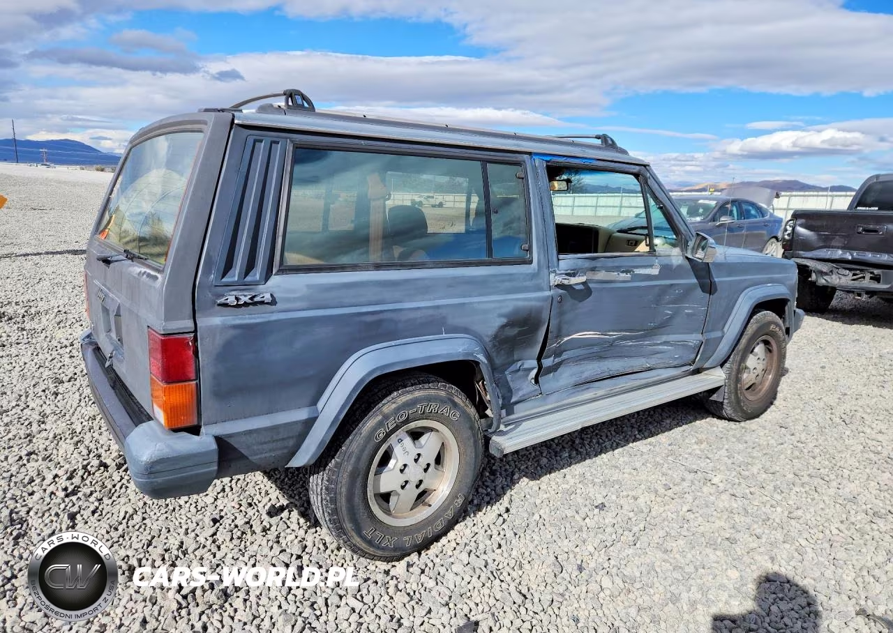 1992 Jeep Cherokee Laredo VIN:1J4FJ57S9NL120228 - 3