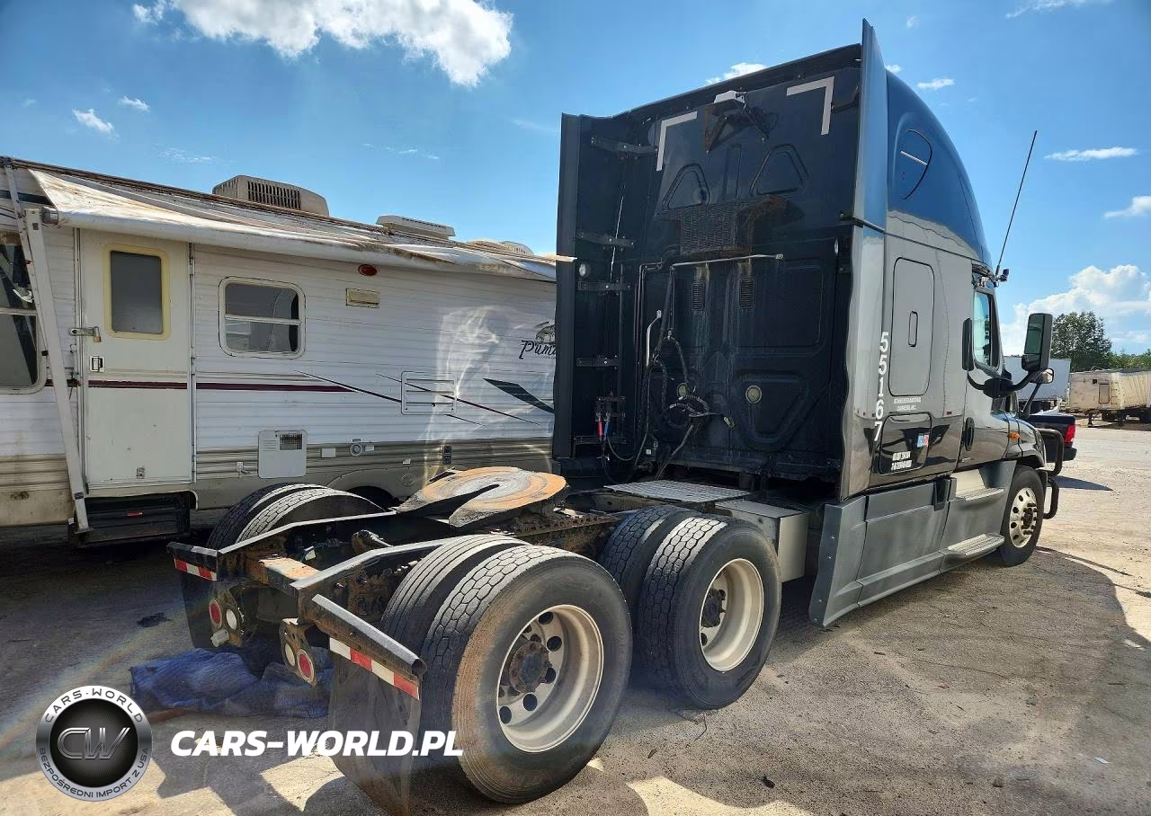 2014 Freightliner Cascadia 125 VIN:1FUJGLD53ELFK3649 - 3