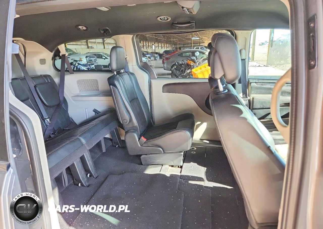 2019 Dodge Grand Caravan Sxt VIN:2C4RDGCG4KR619769 - 11