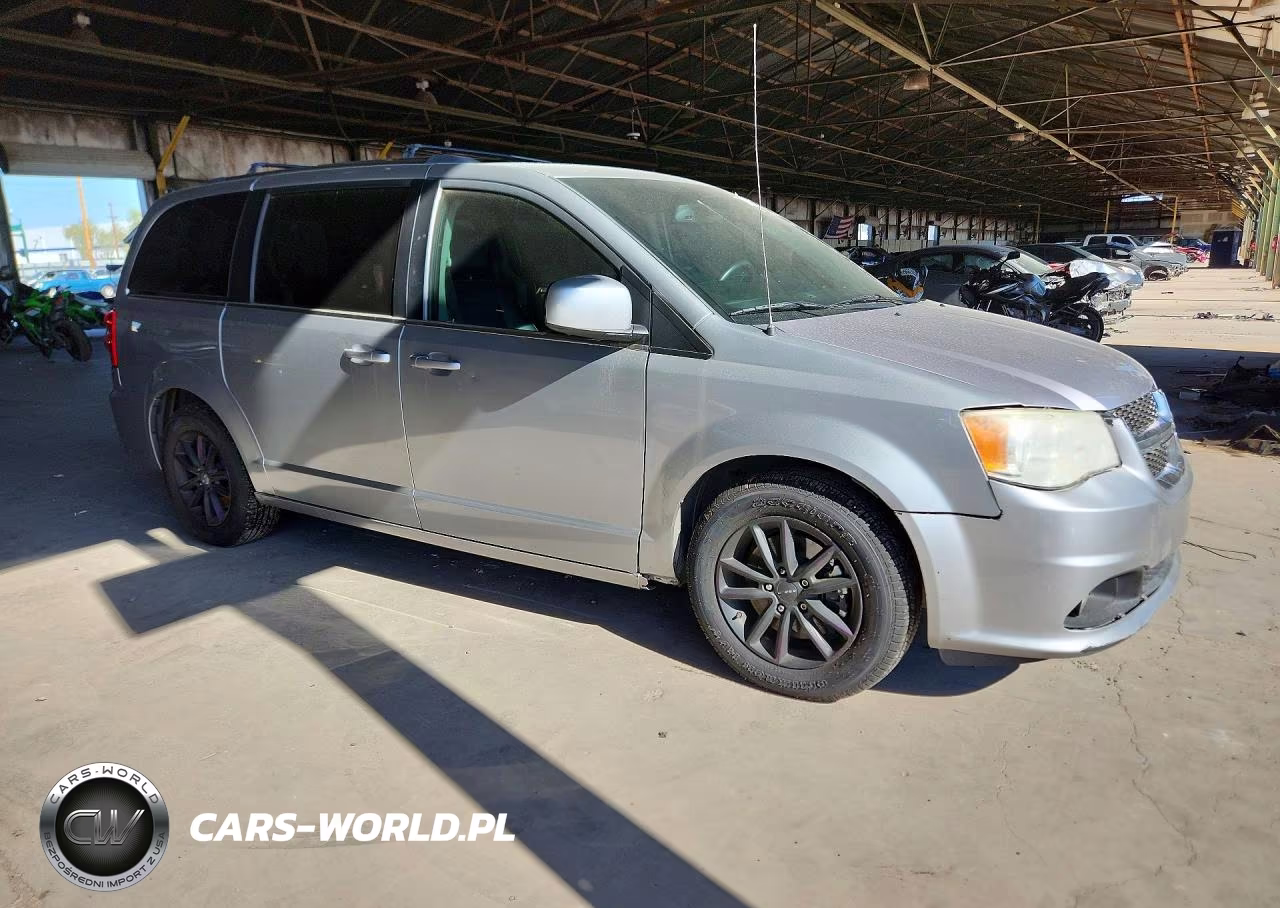 2019 Dodge Grand Caravan Sxt VIN:2C4RDGCG4KR619769 - 4