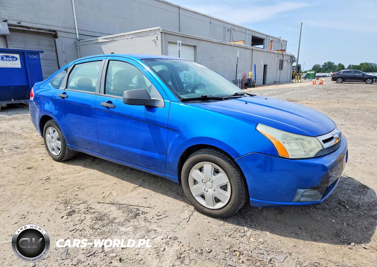 2010 Ford Focus S VIN:1FAHP3EN7AW164144 - 4