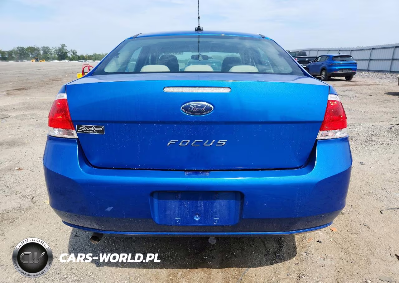 2010 Ford Focus S VIN:1FAHP3EN7AW164144 - 6